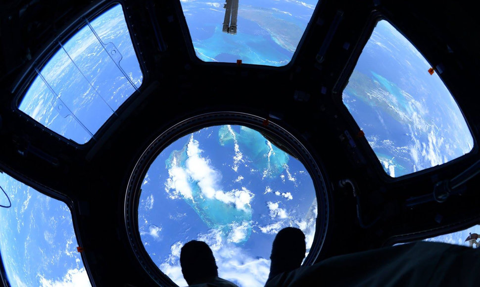 Nepakartojamos astronauto Scotto Kelly nuotraukos iš Tarptautinės kosminės stoties