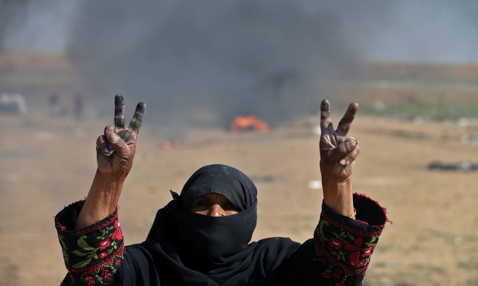 Protestuojantys palestiniečiai