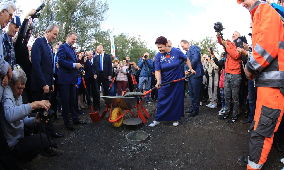 Estakados Rusnėje statybos