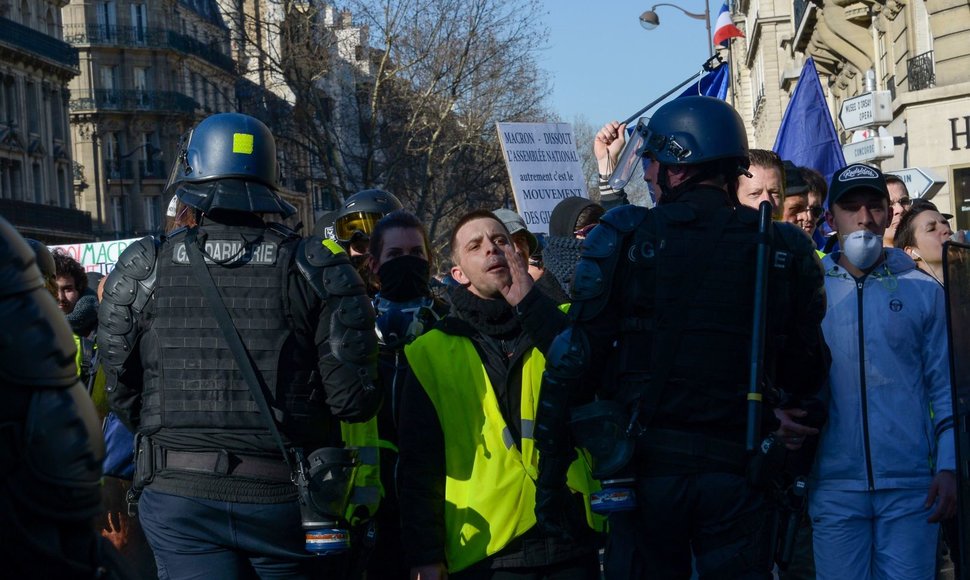 „Geltonųjų liemenių“ protestai Prancūzijoje