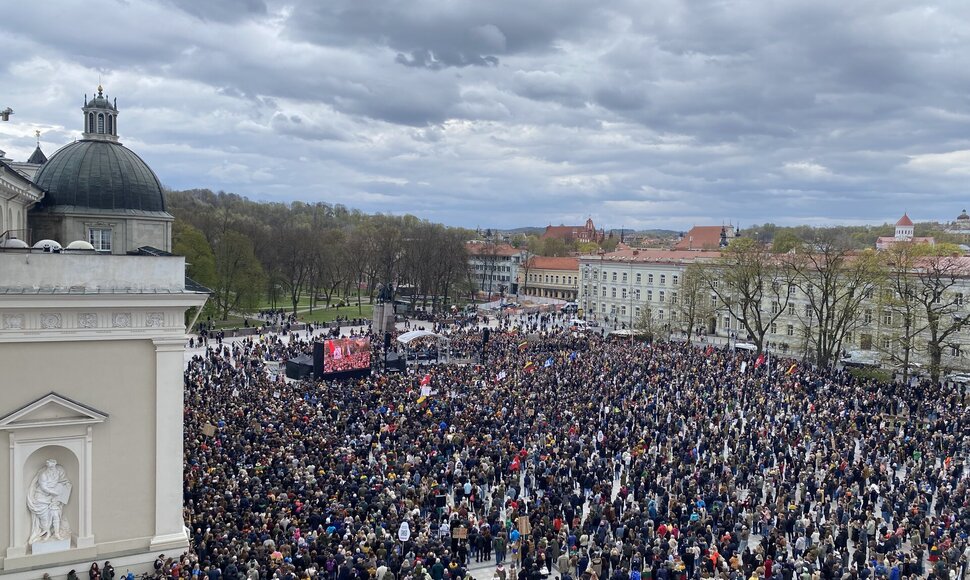 Protestas &bdquo;&Scaron;alin rankas nuo laisvo žodžio&ldquo;