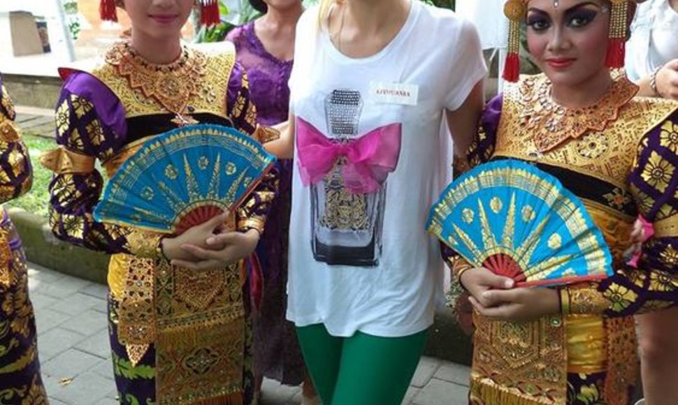 Rūta Elžbieta Mazurevičiūtė konkurse „Mis Pasaulis“ Indonezijoje