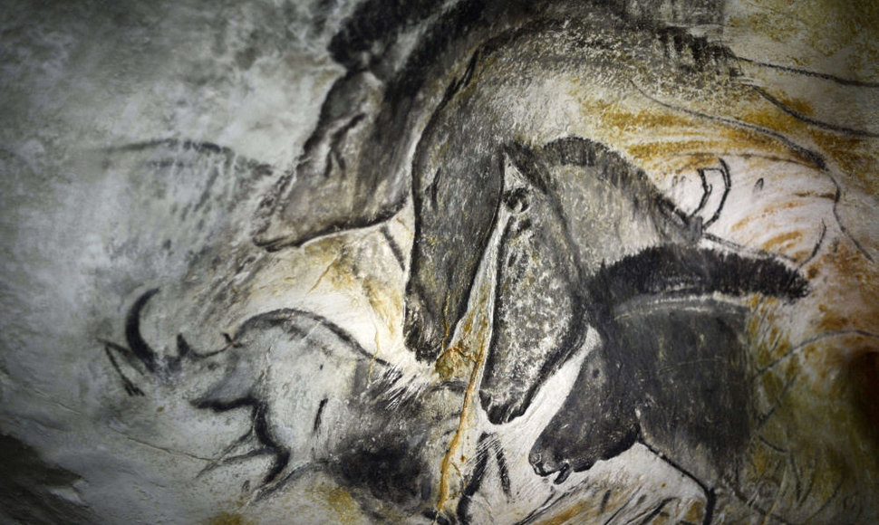 Įvairūs piešiniai olose archeologams liudija apie senovės žmonių kultūros raidą