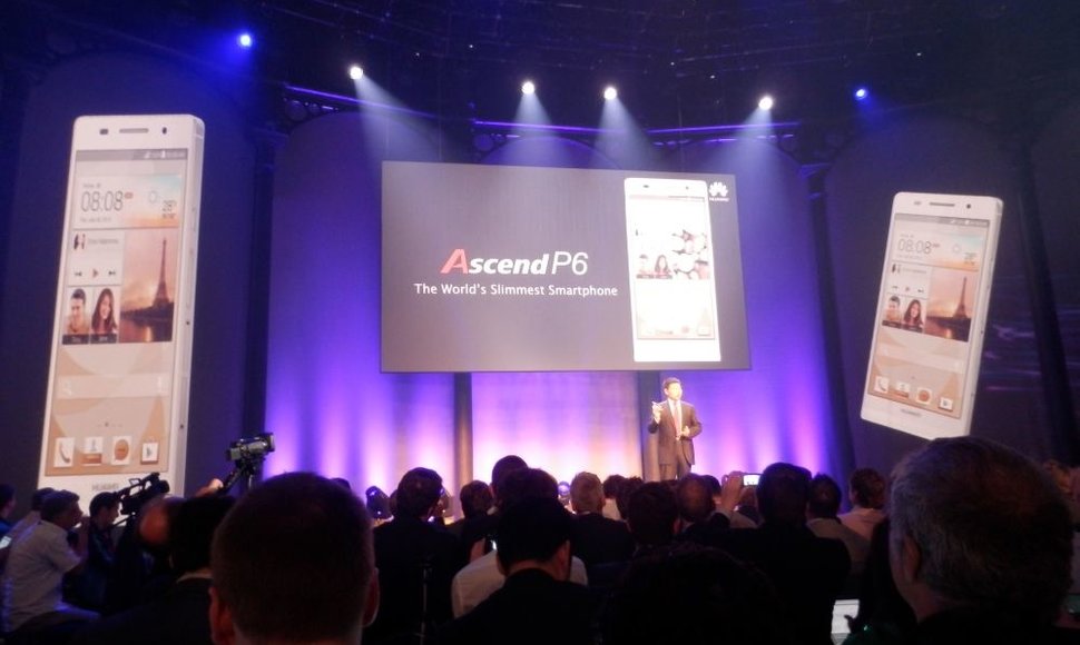 „Huawei Ascend P6“ išmaniojo telefono pristatymo akimirka