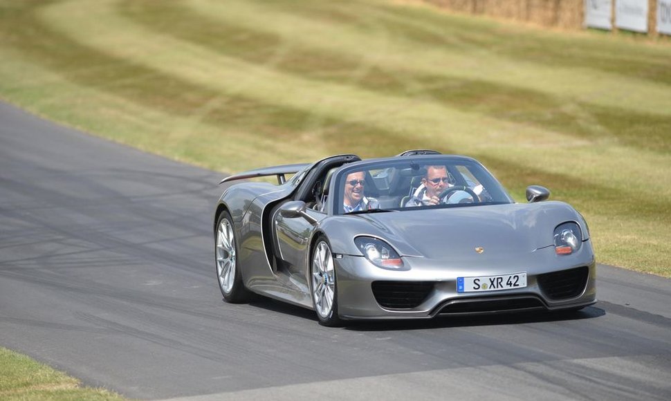 „Porsche 918 Spyder“