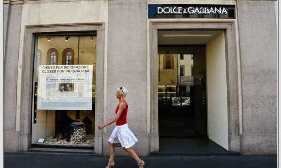 Mados namų „Dolce&Gabbana“ parduotuvėse – protestas prieš savivaldybę