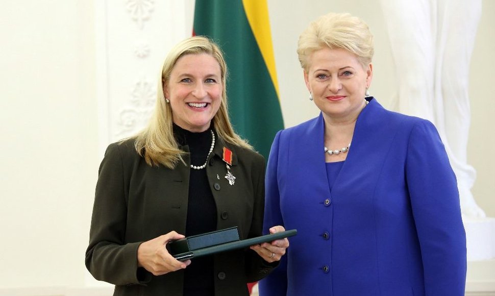 Rūta Šepetys ir Dalia Grybauskaitė