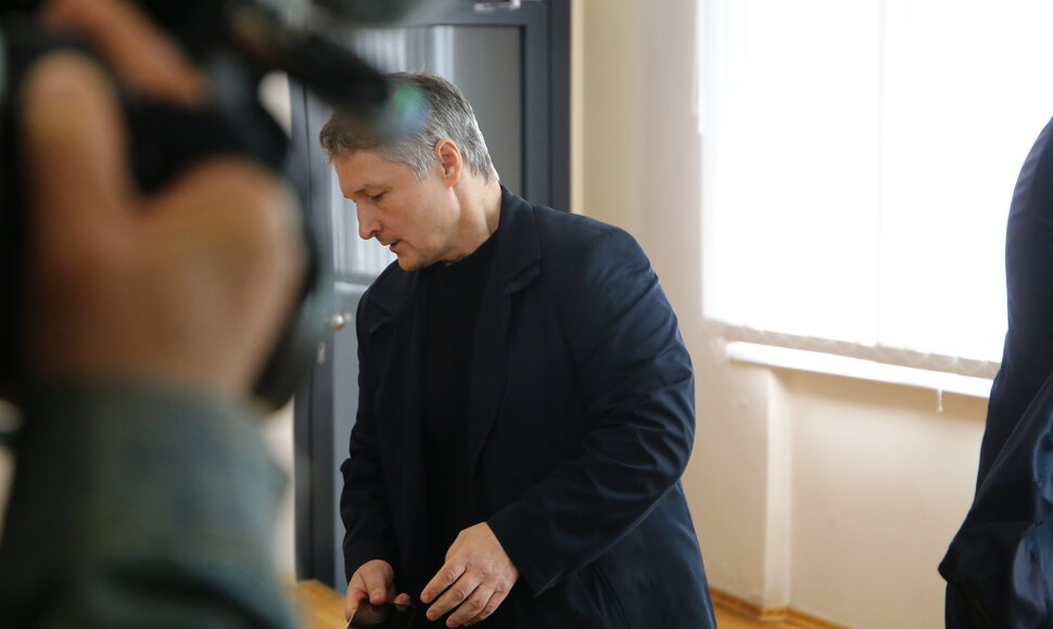 Panevėžio apygardos teisme - baigiamoji Kristijono Barto&scaron;evičiaus kalba