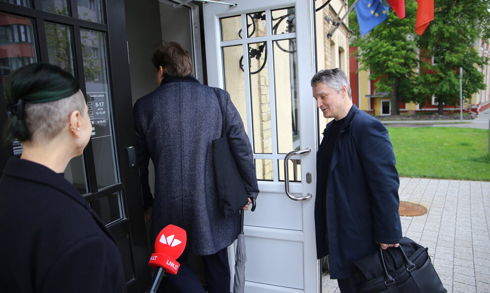 Kristijonas Barto&scaron;evičius atvyko į teismą pratęsti savo baigiamąją kalbą