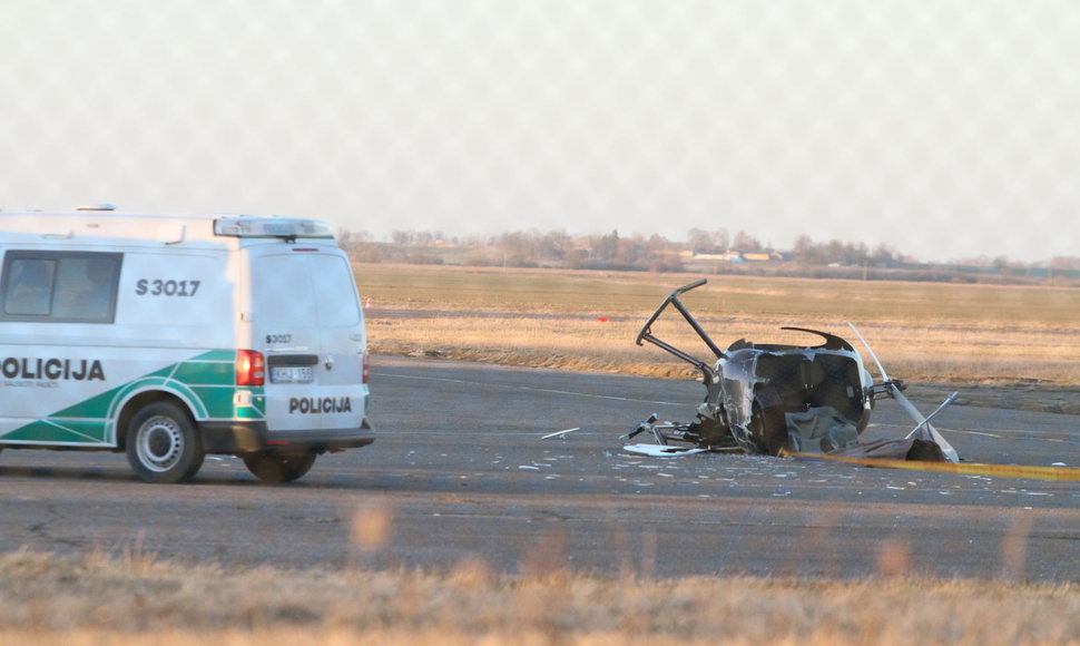 Barysių oro uoste nukrito sraigtasparnis