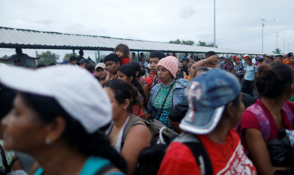 Migrantai prie Gvatemalos ir Meksikos sienos