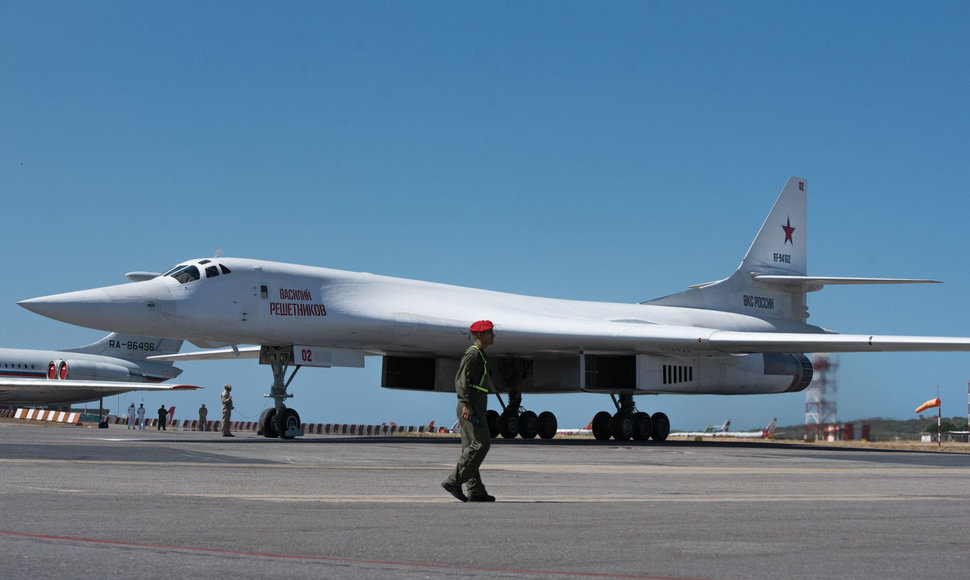 Rusijos strateginis bombonešis „Tu-160“ Venesueloje