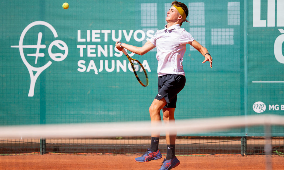 Perspektyviausiems Lietuvos tenisininkams bus lengviau derinti sportą ir mokslus.