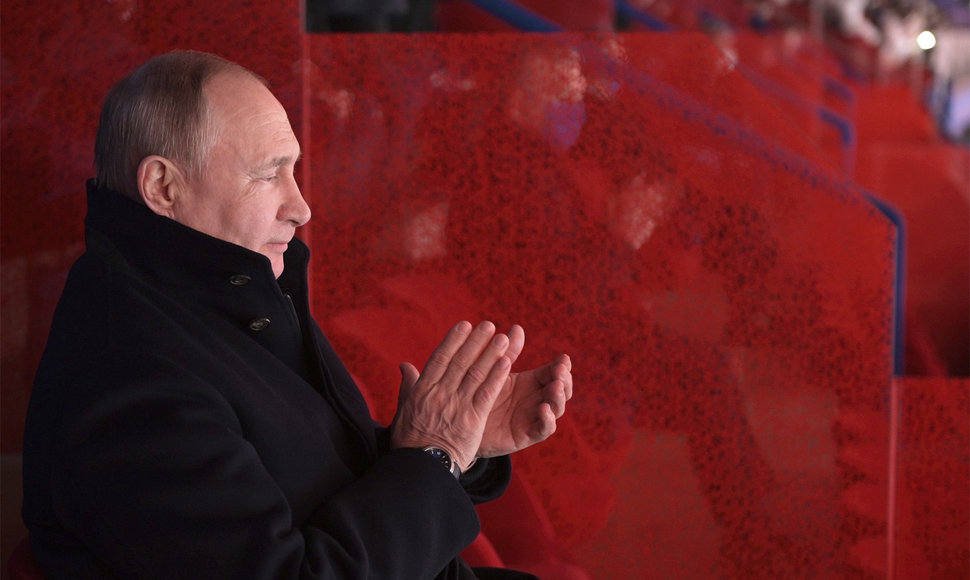 Vladimiras Putinas per Pekino žiemos olimpinių žaidynių atidarymo ceremoniją.