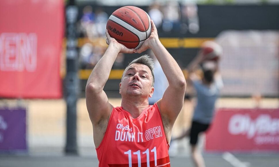 &Scaron;e&scaron;tadienį prie Baltojo tilto įvyko &bdquo;OlyBet DUNK IT Open&ldquo; krep&scaron;inio renginys.