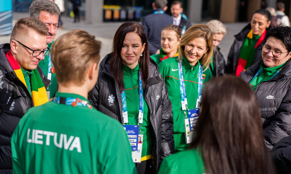 Olimpiniame kaimelyje Lietuvos sportininkus aplankė premjerė Inga Ruginienė