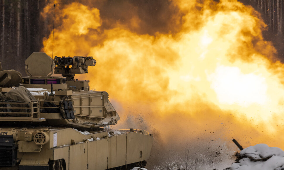 JAV tankų ABRAMS &scaron;audymai
