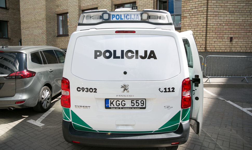 Policijos ekspertų automobilis