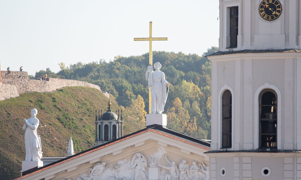 Vilniaus arkikatedros skulptūros