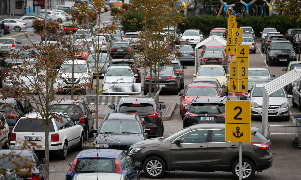 Automobilių stovėjimo aikštelė