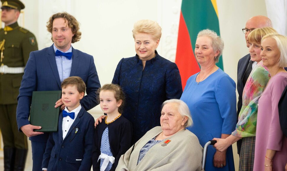 Daugiavaikių mamų apdovanojimo ceremonija Prezidentūroje