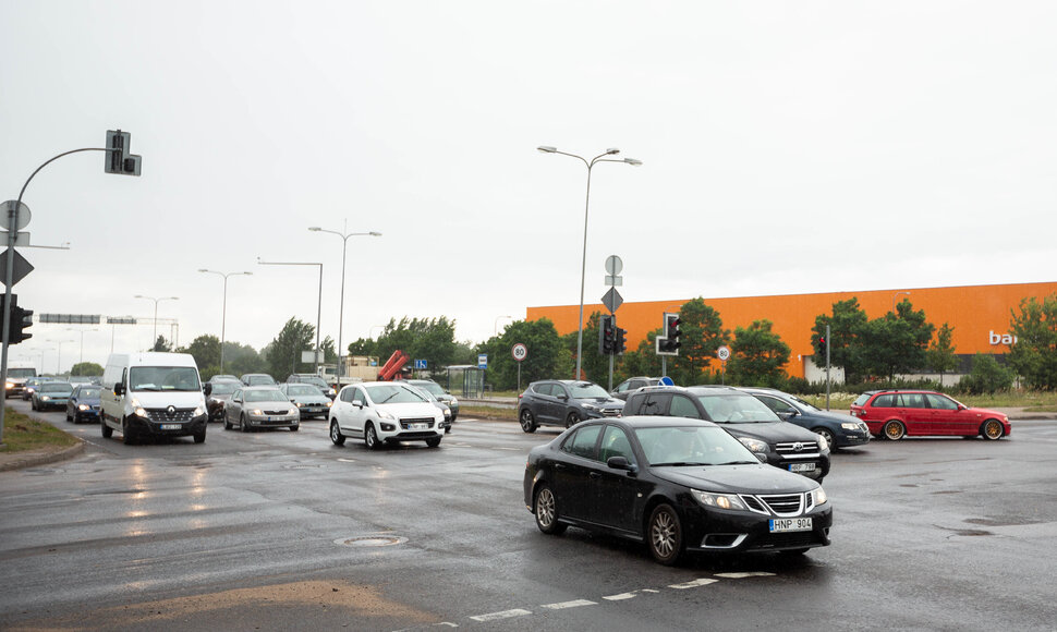 Vilniaus Žirnių, Liepkalnio g. ir Minsko pl. sankryža