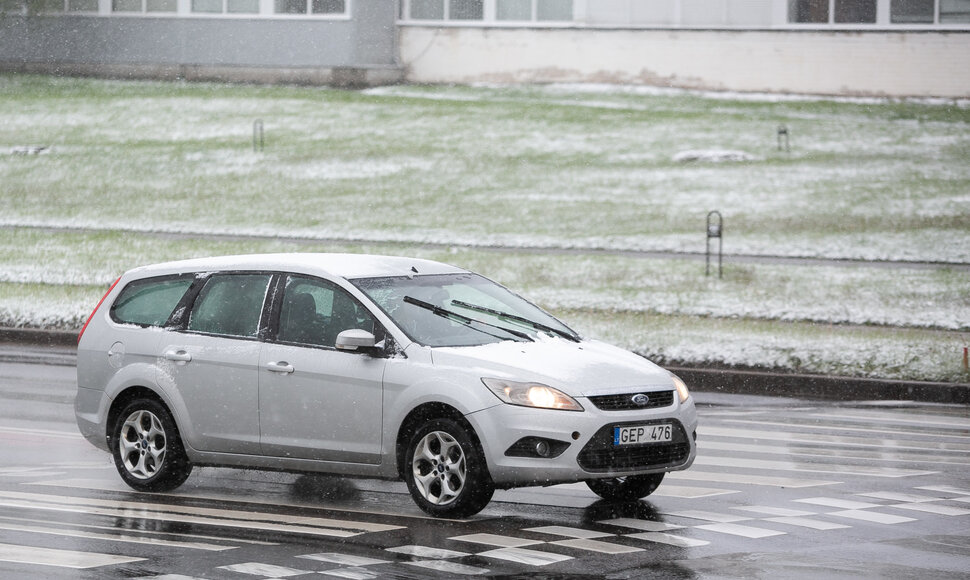 Netikėtas pavasarinis sniegas