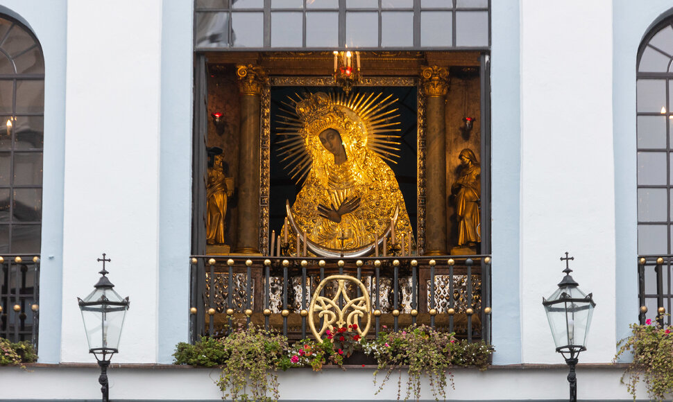 Lietuvos Prezidentinės ir Belgijos Karali&scaron;kosios poros apsilankymas Au&scaron;ros vartų koplyčioje