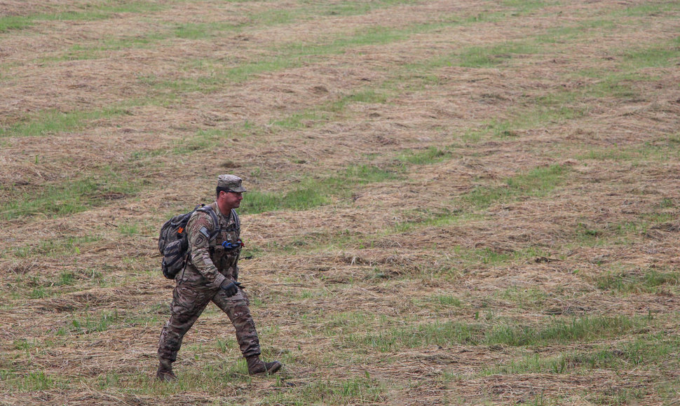 NATO kariai trenijuojasi ginti Suvalkų koridorių