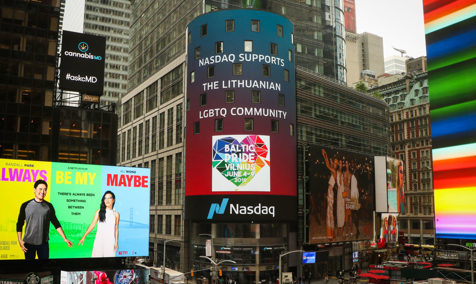 Niujorko „Times“ aikštėje – palaikymo Lietuvos LGBT bendruomenei žinutė „Nasdaq“ bokšte