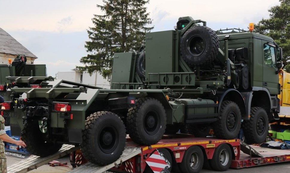 Lietuvos kariuomenę pasiekė iš Norvegijos įsigytos oro gynybos sistemos