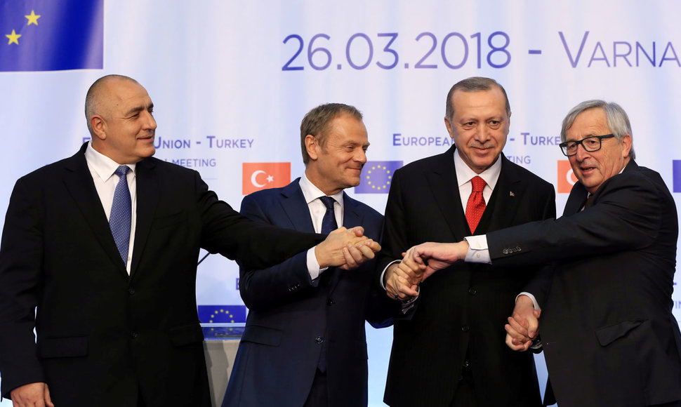 Boyko Borisovas, Donaldas Tuskas, Recepas Tayyipas Erdoganas, Jean'as-Claude'as Junckeris