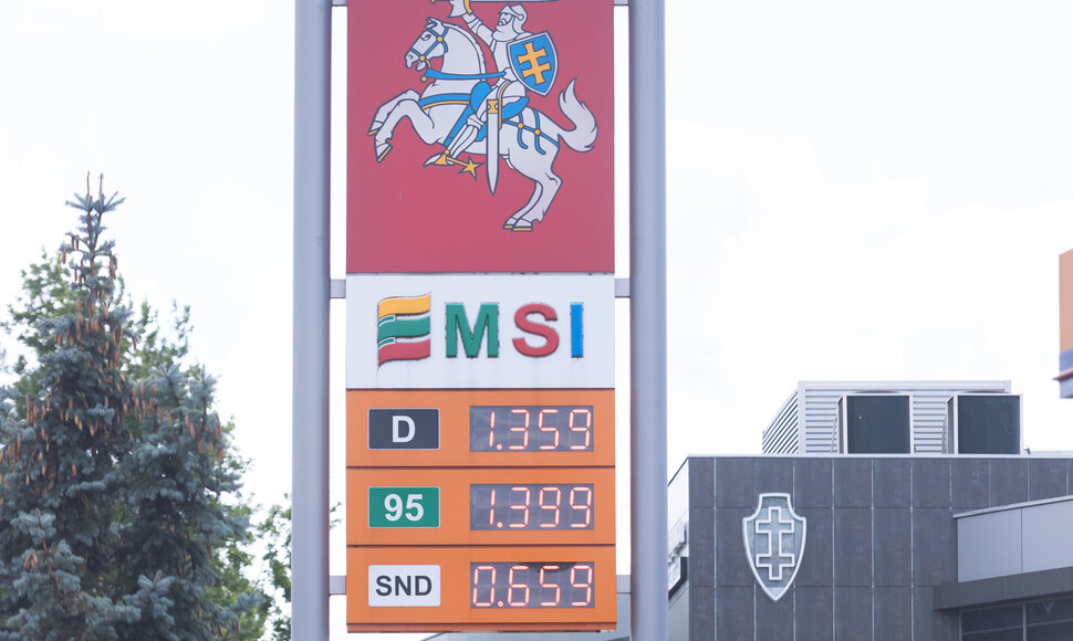 Emsi degalinė Laisvės prospekte