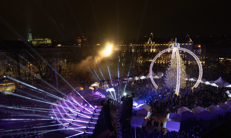 Vilniaus Kalėdų eglės įžiebimas Katedros aikštėje