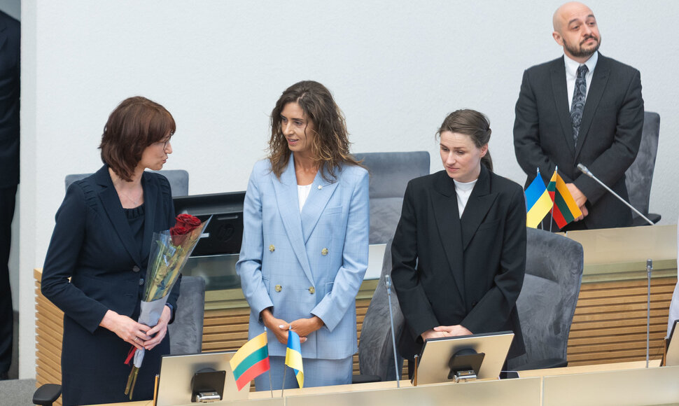 Vyriausiosios rinkimų komisijos narių priesaika