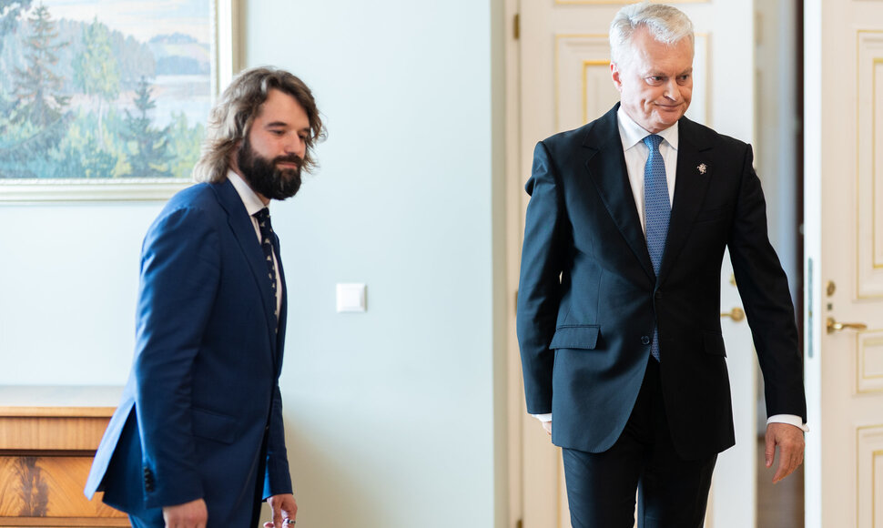Povilas Poderskis, Gitanas Nausėda
