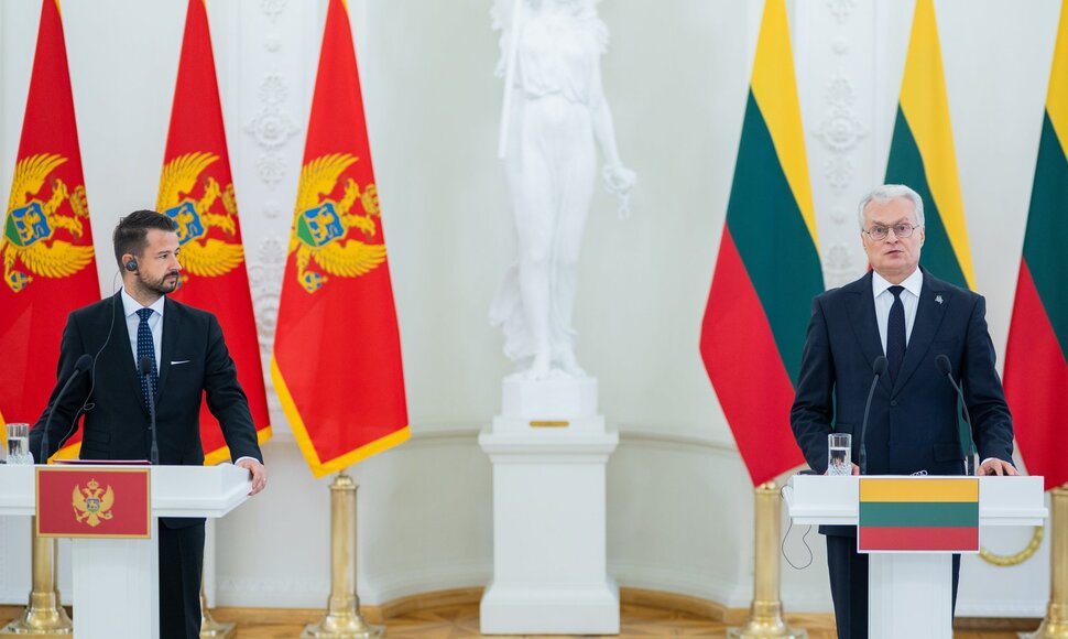Jakovas Milatovičius, Gitanas Nausėda