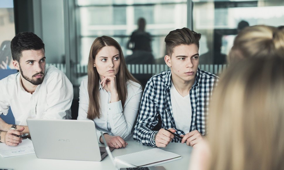 Kodėl dirbtinio intelekto eroje reikalingi organizacijų valdymo profesionalai?