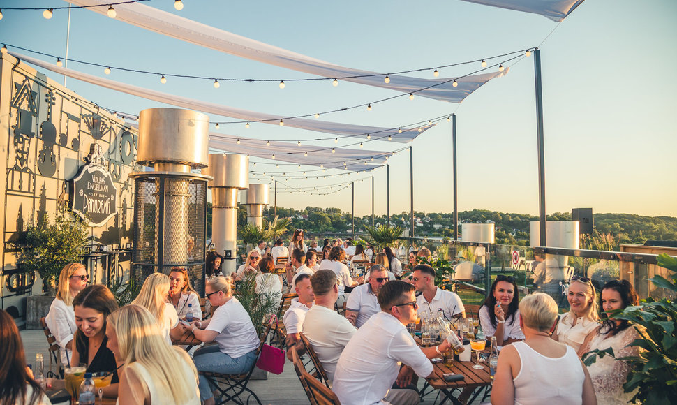 Vakar duris atvėrė išskirtinė Kauno erdvė – „Panorama Sky Bar“