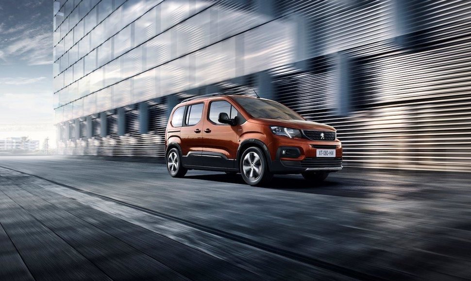 „Peugeot“ atsisako „Partner“ – keičia šį nauju modeliu
