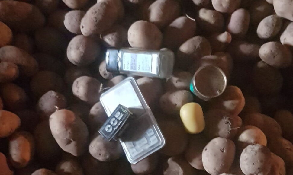Bulvėse paslėpta marihuana