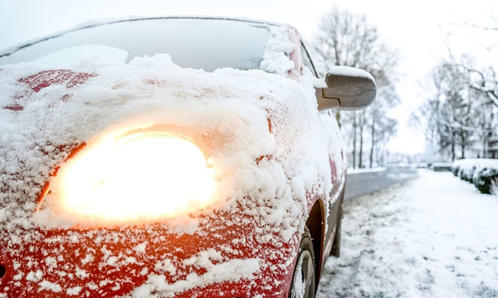 Automobilis žiemą