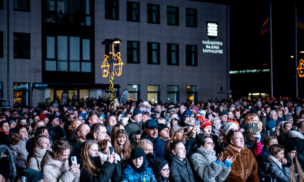Kai&scaron;iadorių kalėdinės eglės įžiebimas