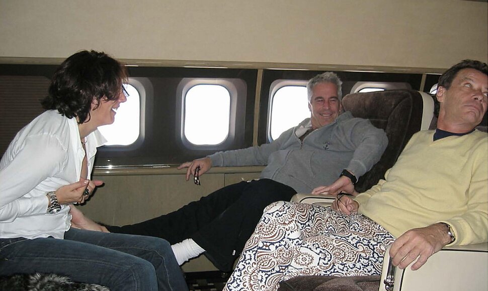 Ghislaine Maxwell, Jeffrey Epsteinas, Jeanas-Lucas Brunelis