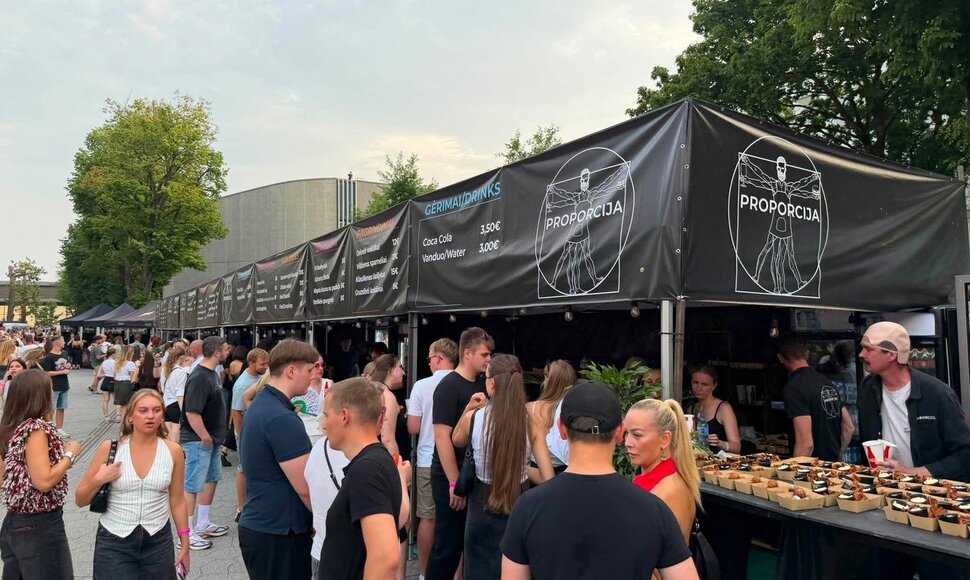 Kainos Pitbull koncerte Kauno Dariaus ir Girėno stadione