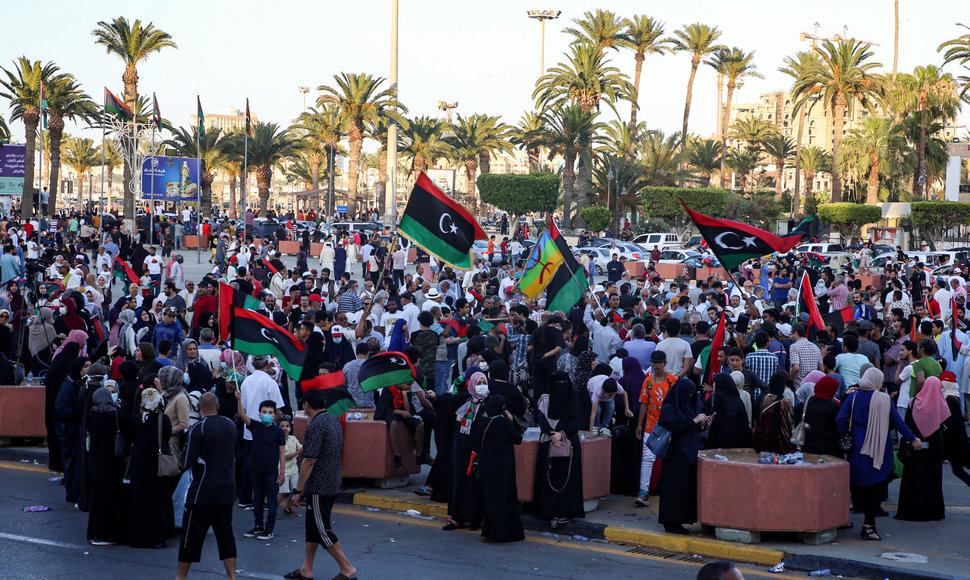 Libijoje gyventojai švenčia Tarhunos miesto užėmimą
