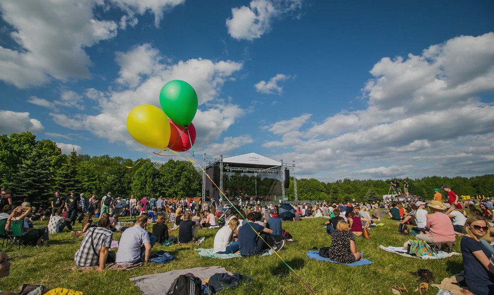 „Laisvės piknikuose“ – iniciatyvos „Išvien dėl Lietuvos“ tiekėjų mugė