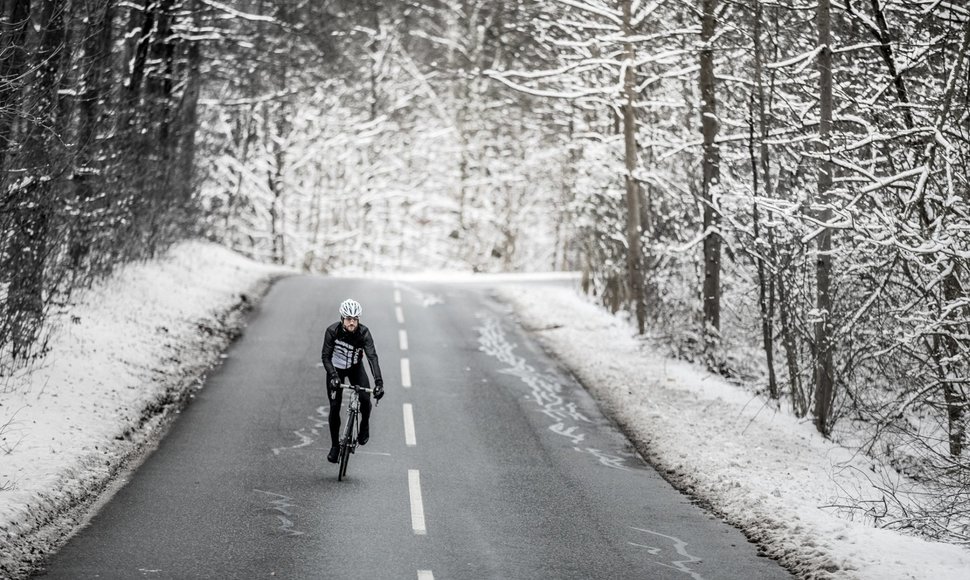 Išgyventi žiemą su dviračiu – misija įmanoma