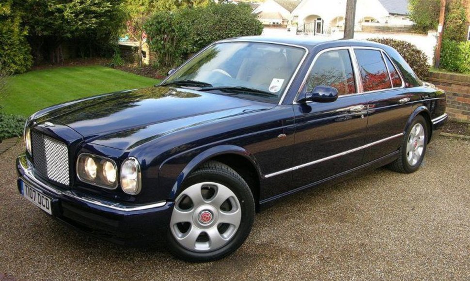Bentley Arnage buvo didelis, tvirtas ir prabangus automobilis