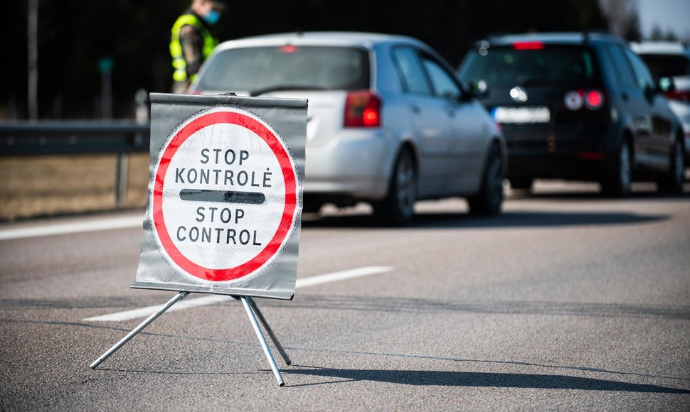 Kontrolės postas kelyje Vilnius - Ukmergė